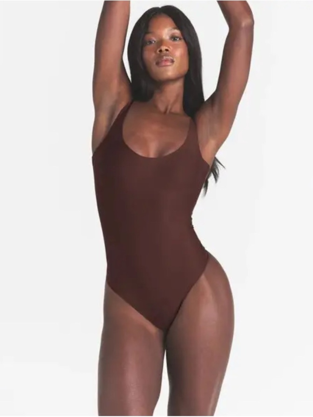SKIMS Body Scoop Low Back Thong Bodysuit M